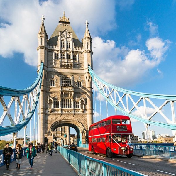 This tour is a seamless blend of history, culture, scenic beauty, and comfort, designed to offer an authentic experience of the United Kingdom and Ireland.